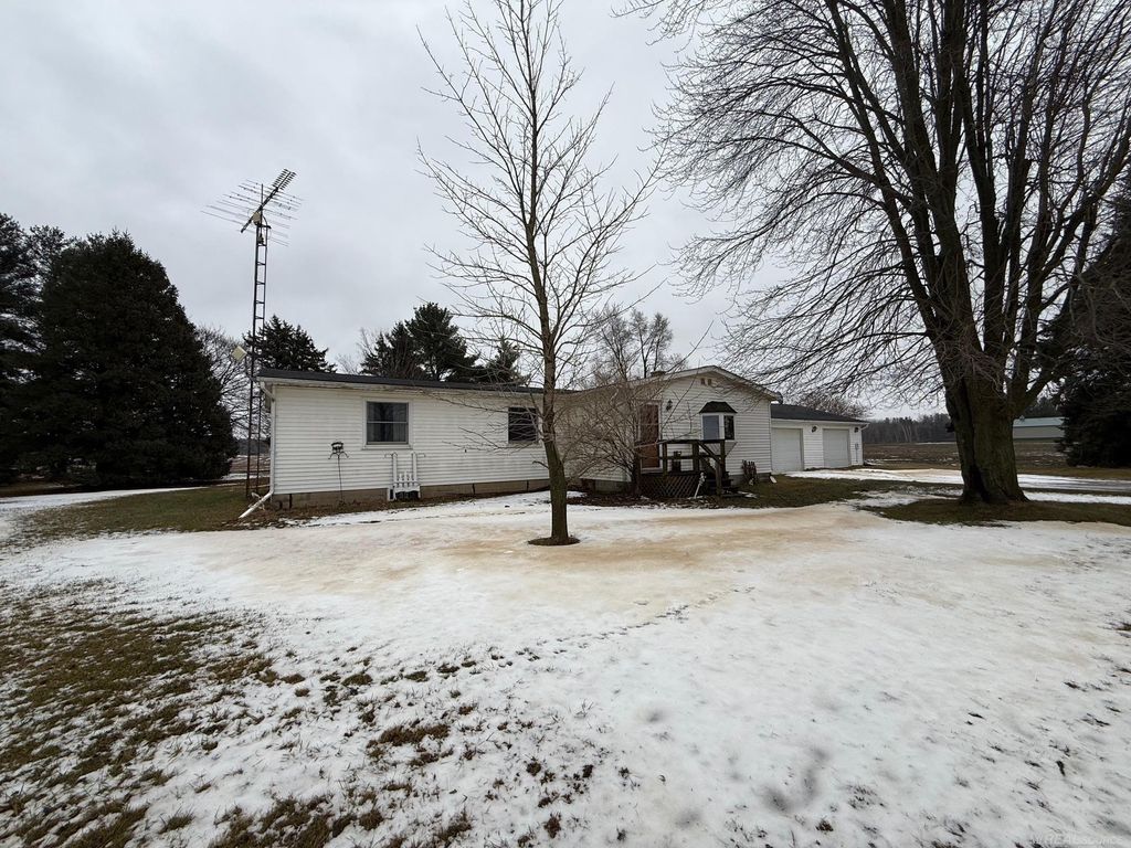 3920 Sheldon Road, Argyle Twp, MI 48472