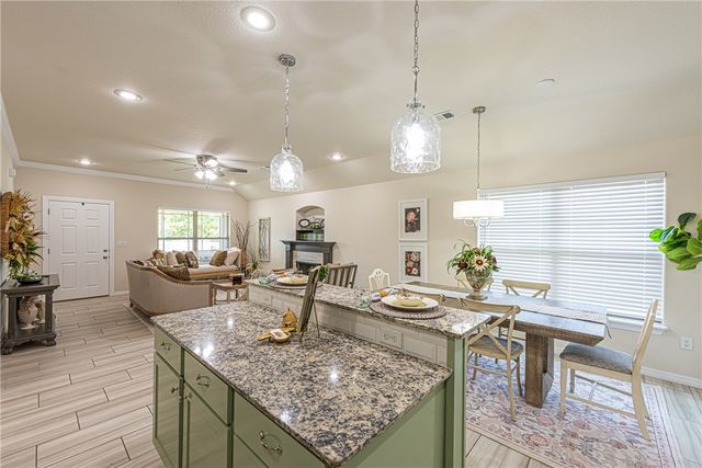 4456 W Wales Drive, Fayetteville, AR 72704
