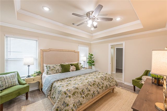 4456 W Wales Drive, Fayetteville, AR 72704