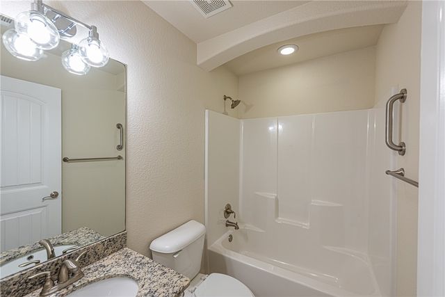 4456 W Wales Drive, Fayetteville, AR 72704