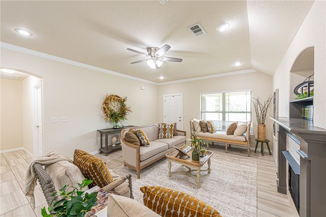 4456 W Wales Drive, Fayetteville, AR 72704