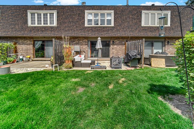 339 Getchell Avenue, Grayslake, IL 60030