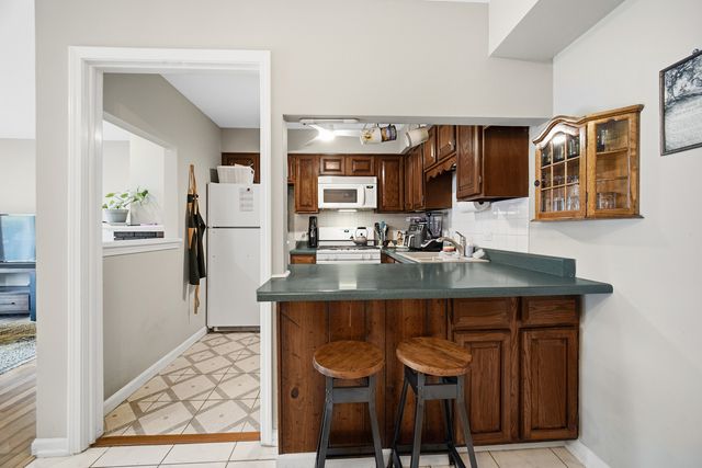 339 Getchell Avenue, Grayslake, IL 60030