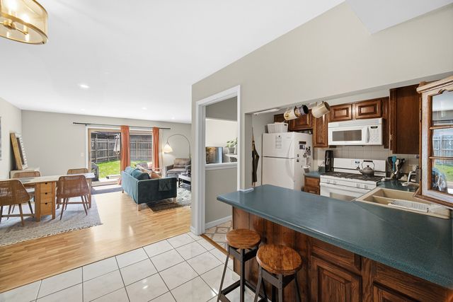 339 Getchell Avenue, Grayslake, IL 60030
