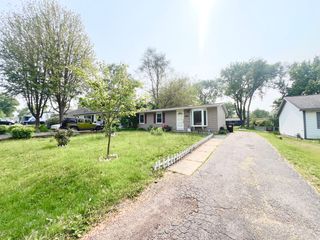 1707 Highview Avenue, Mchenry, IL 60050