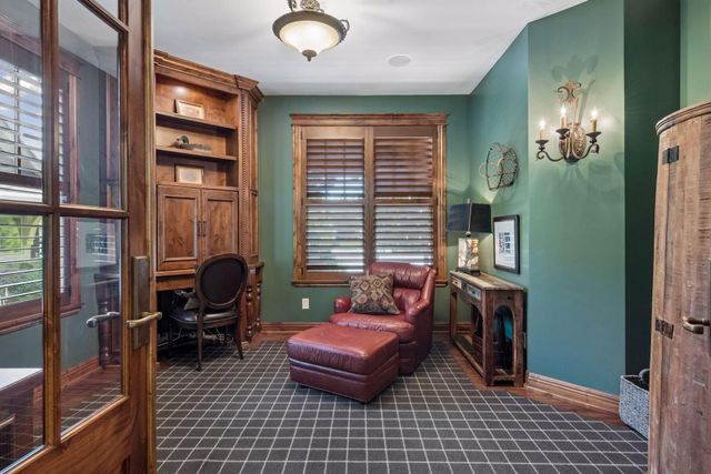 20650 Parkview Lane, Excelsior, MN 55331