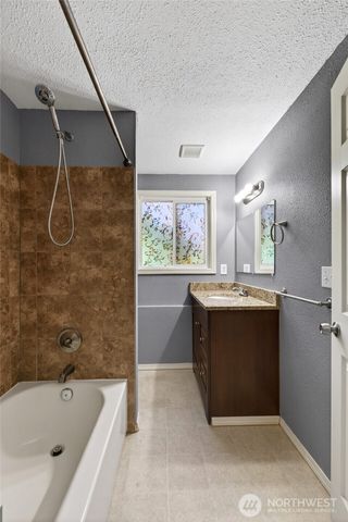 23710 68th Avenue Ct E, Graham, WA 98338