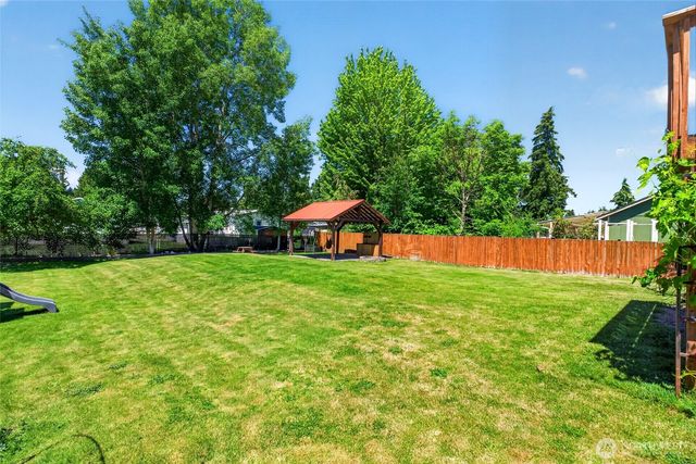 23710 68th Avenue Ct E, Graham, WA 98338