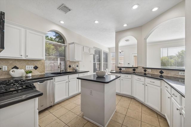 1515 Brazos Gate Drive, Richmond, TX 77469