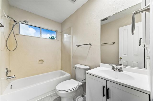 1515 Brazos Gate Drive, Richmond, TX 77469
