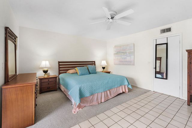 3160 Lake Osborne Drive Bldg 6 unit 206, Lake Worth Beach, FL 33461