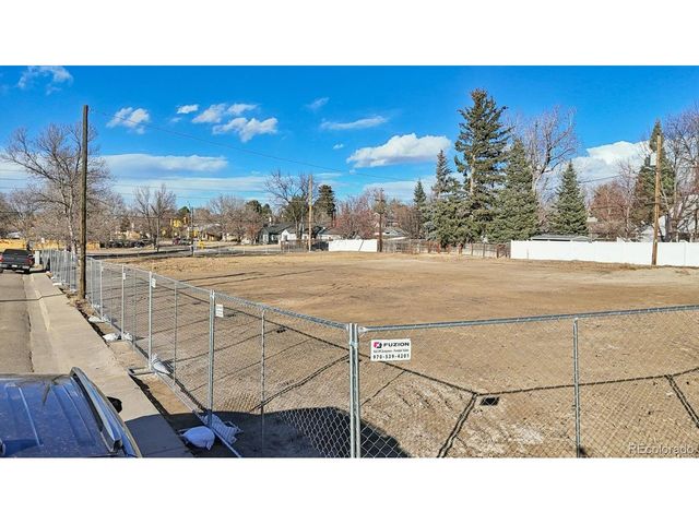 780 Grape St, Denver, CO 80220