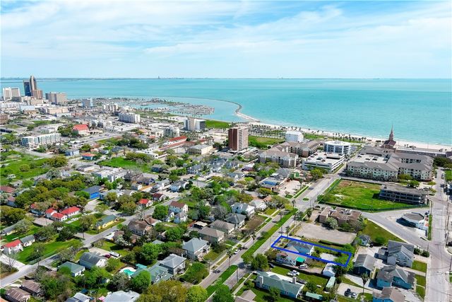813 Furman Ave 1, Corpus Christi, TX 78404