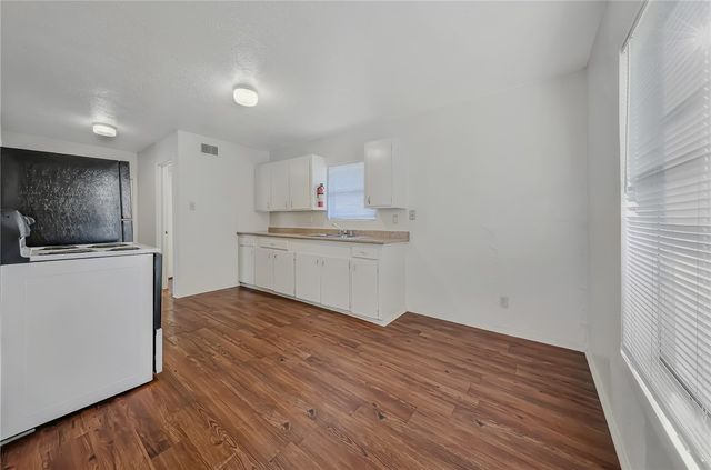 813 Furman Ave 1, Corpus Christi, TX 78404