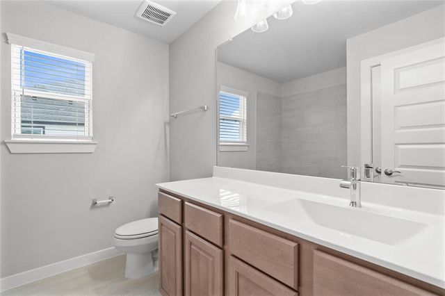 409 Inner Cove Lane, Waller, TX 77484