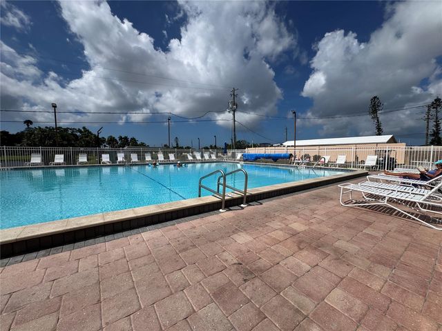 5120 8 A STREET E, Bradenton, FL 34203