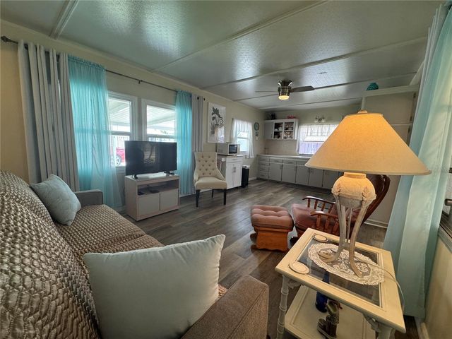 5120 8 A STREET E, Bradenton, FL 34203