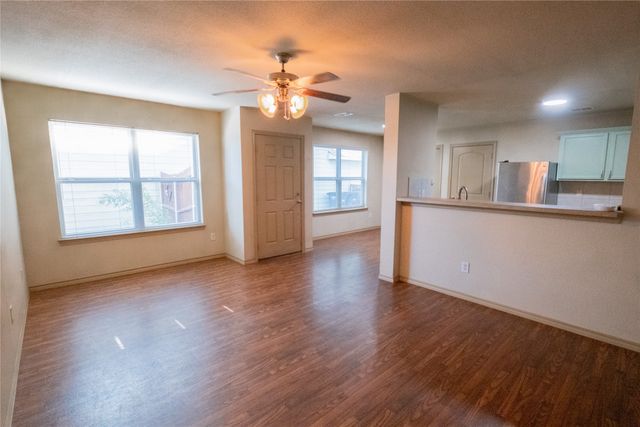 10716 Edgewest Terrace, Fort Worth, TX 76108