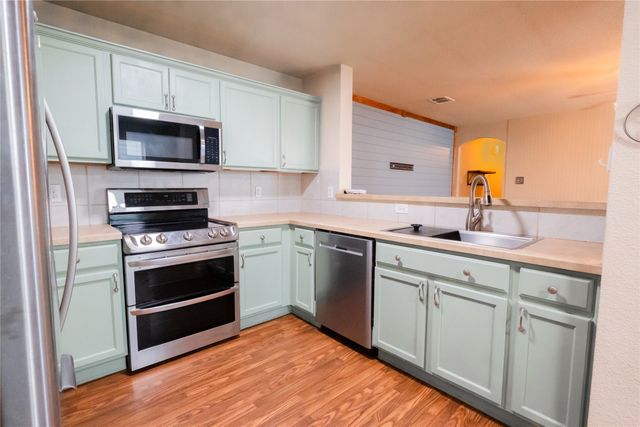 10716 Edgewest Terrace, Fort Worth, TX 76108