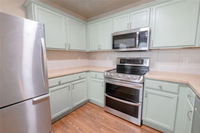 10716 Edgewest Terrace, Fort Worth, TX 76108