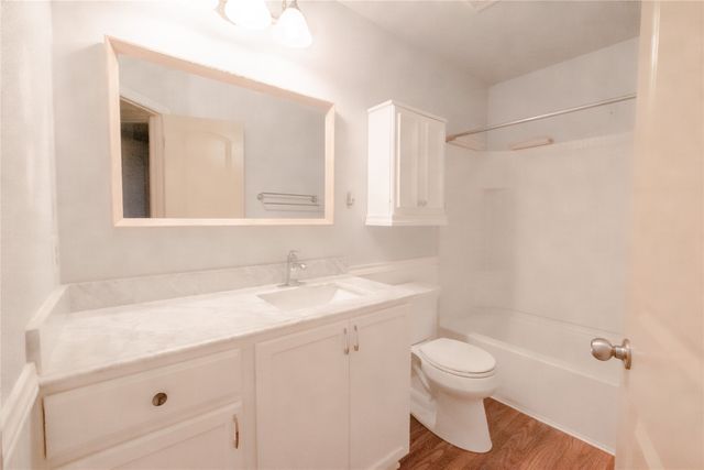 10716 Edgewest Terrace, Fort Worth, TX 76108
