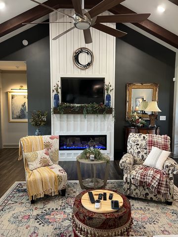 351 Michael Cir, Lafayette, TN 37083