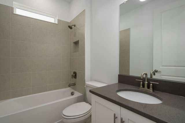 318 RAFAEL BOULEVARD NE, St Petersburg, FL 33704