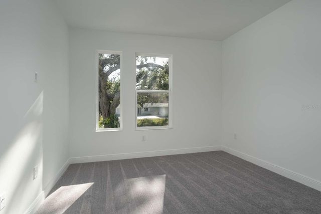 318 RAFAEL BOULEVARD NE, St Petersburg, FL 33704