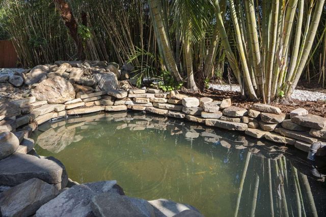 318 RAFAEL BOULEVARD NE, St Petersburg, FL 33704