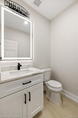 1032 E Breckenridge Street, Ferndale, MI 48220