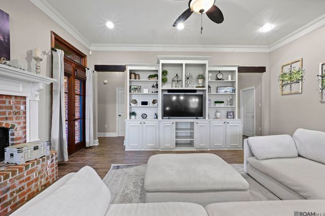 42301 Devall Rd, Prairieville, LA 70769