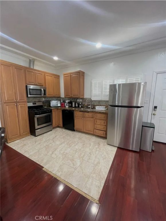 620 N Janss 2, Anaheim, CA 92805