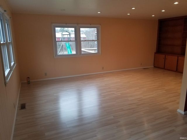 1925 E Viva Drive, Bloomington, IN 47401