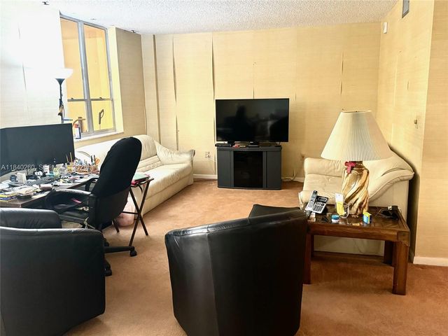 6911 SW 147th Avenue 3C, Miami, FL 33193