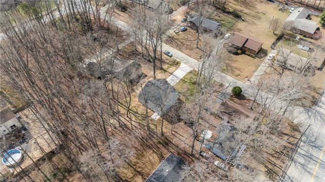 2603 Cromwell Road, Greensboro, NC 27407