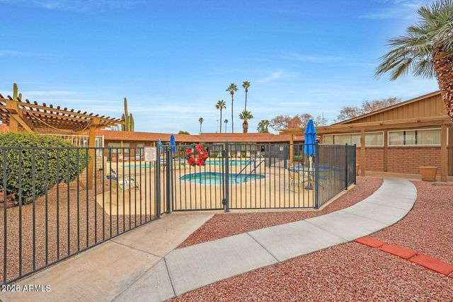10701 N 99TH Avenue 159, Peoria, AZ 85345