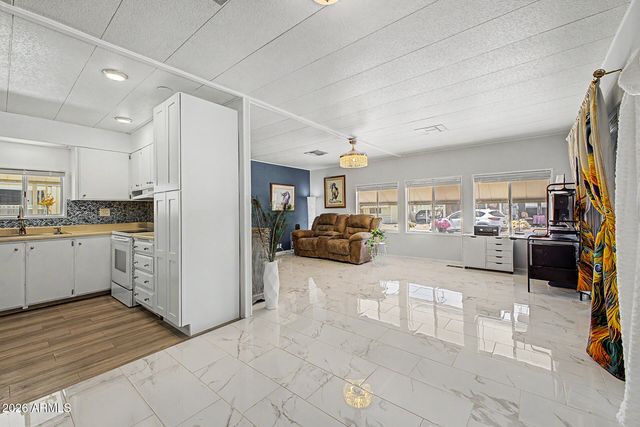 10701 N 99TH Avenue 159, Peoria, AZ 85345
