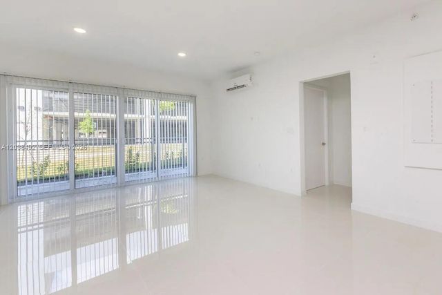 25850 SW 140th Ct 7-108, Homestead, FL 33032