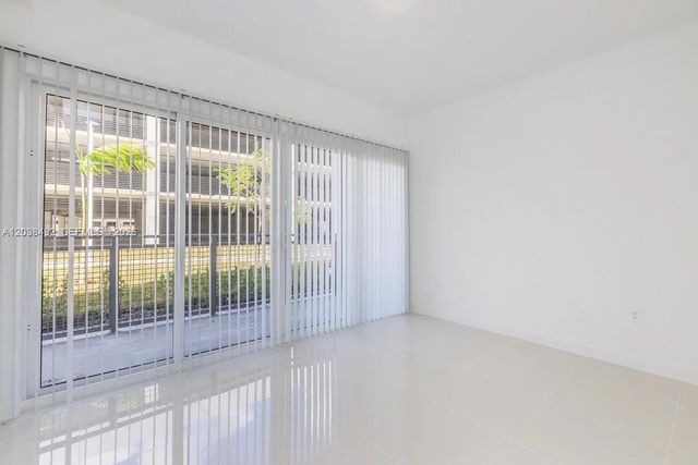 25850 SW 140th Ct 7-108, Homestead, FL 33032