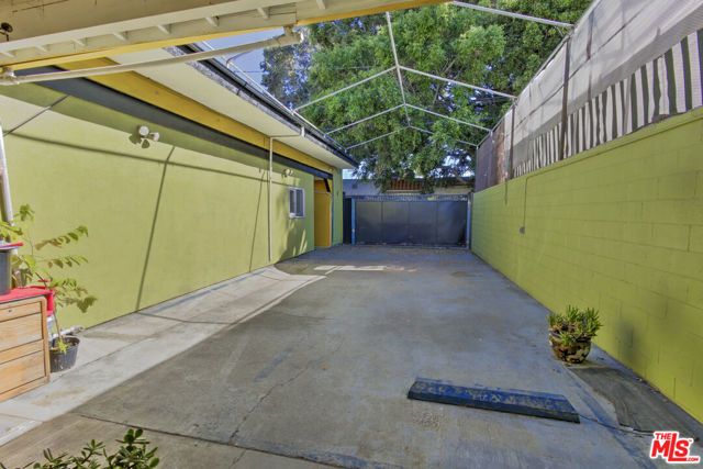 7172 Melrose Avenue, Los Angeles, CA 90046