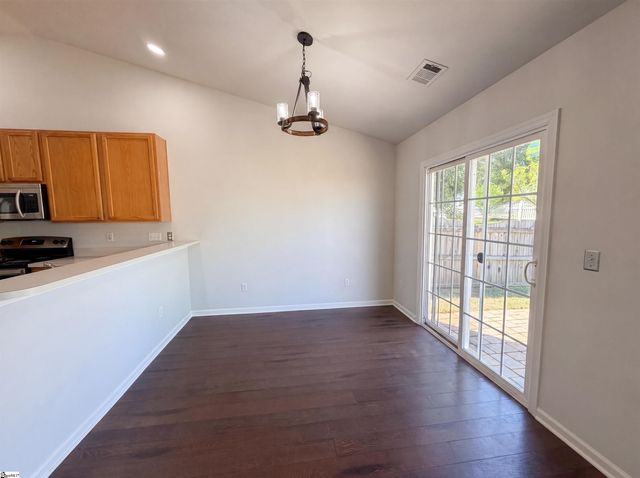 3 Hollow Tree Way, Greenville, SC 29605