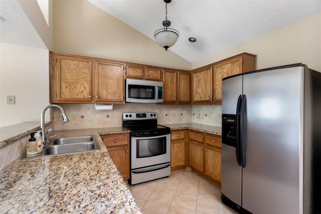 4206 Valley Glade Drive, Kingwood, TX 77345