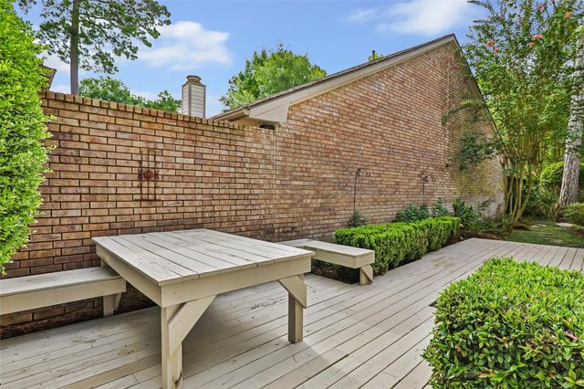 4206 Valley Glade Drive, Kingwood, TX 77345