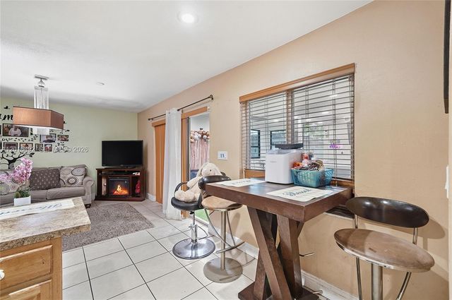 8271 NW 68th Ter, Tamarac, FL 33321