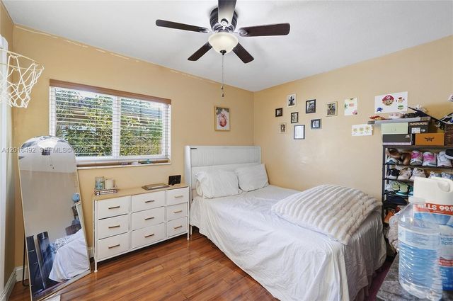 8271 NW 68th Ter, Tamarac, FL 33321
