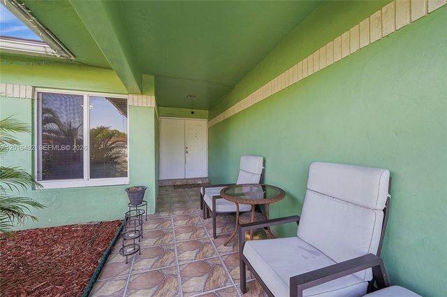 8271 NW 68th Ter, Tamarac, FL 33321