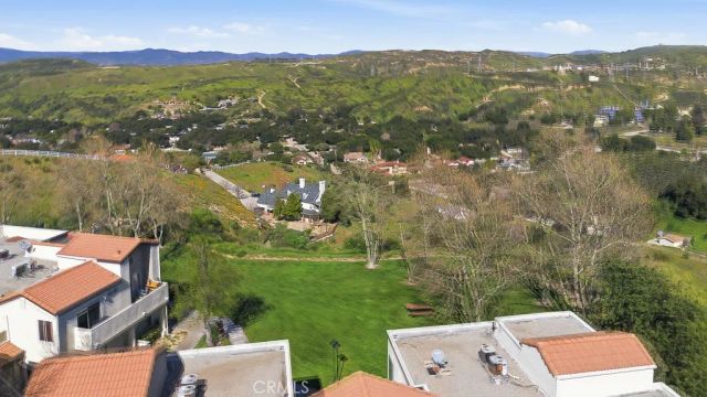 24485 Valle Del Oro 102, Newhall, CA 91321