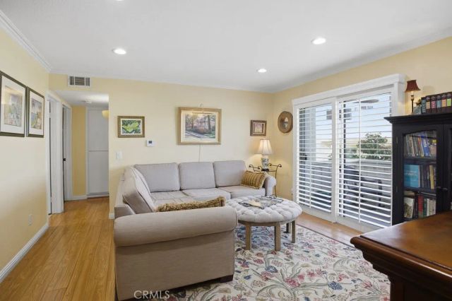 24485 Valle Del Oro 102, Newhall, CA 91321