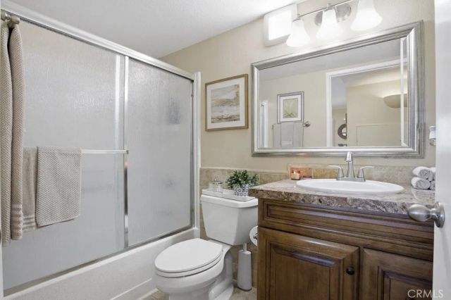 24485 Valle Del Oro 102, Newhall, CA 91321