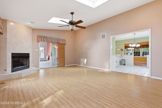 608 Huckleberry Lane, Toms River, NJ 08753